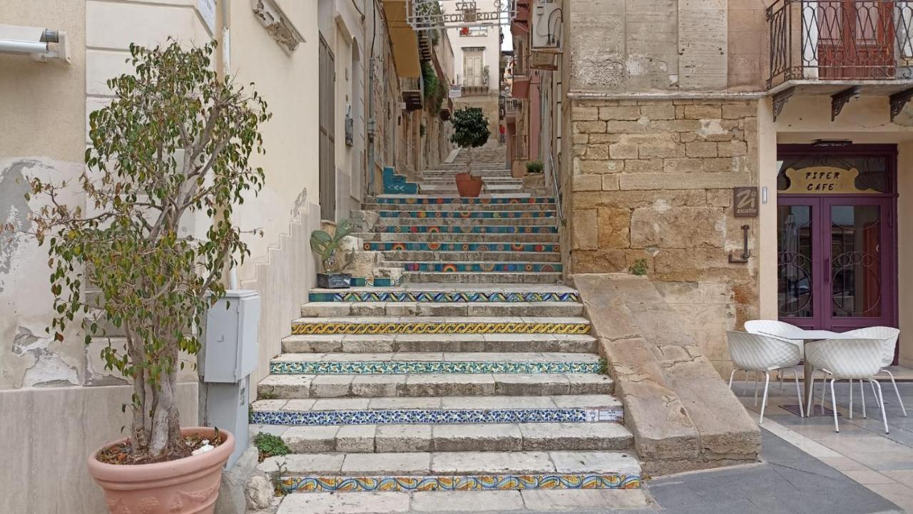 Le Vie Del Centro Bed & Breakfast Sciacca Luaran gambar