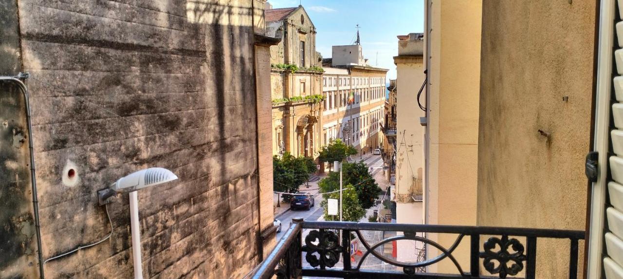 Le Vie Del Centro Bed & Breakfast Sciacca Luaran gambar